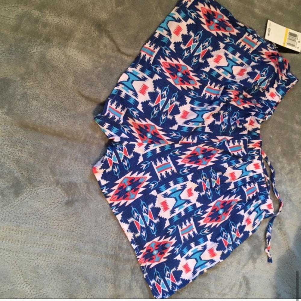 Stoosh brand Aztec shorts size medium - Picture 6 of 8